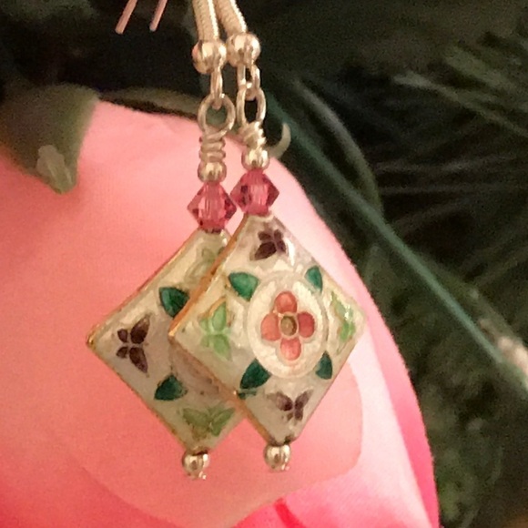 🔥ON SALE🔥3/$30🔥 💖 LA Design💖Handmade Earrings - Picture 4 of 5